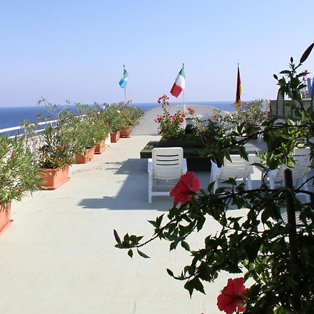 Hotel Il Vascello Marina Serra Exterior foto